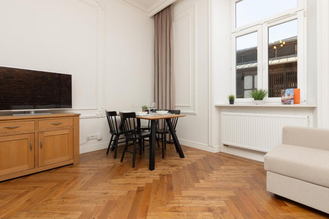 Apartment Strzelecka Old Town Cracow By Renters Prestige Krakow Ngoại thất bức ảnh